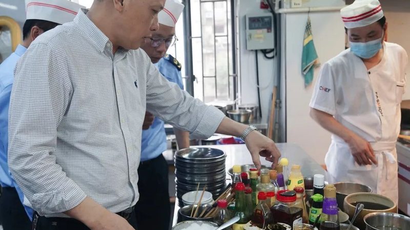 如何让家庭版火锅底料保存得更长久？**