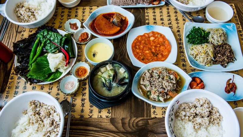 市场调研：了解行业现状，锁定目标市场